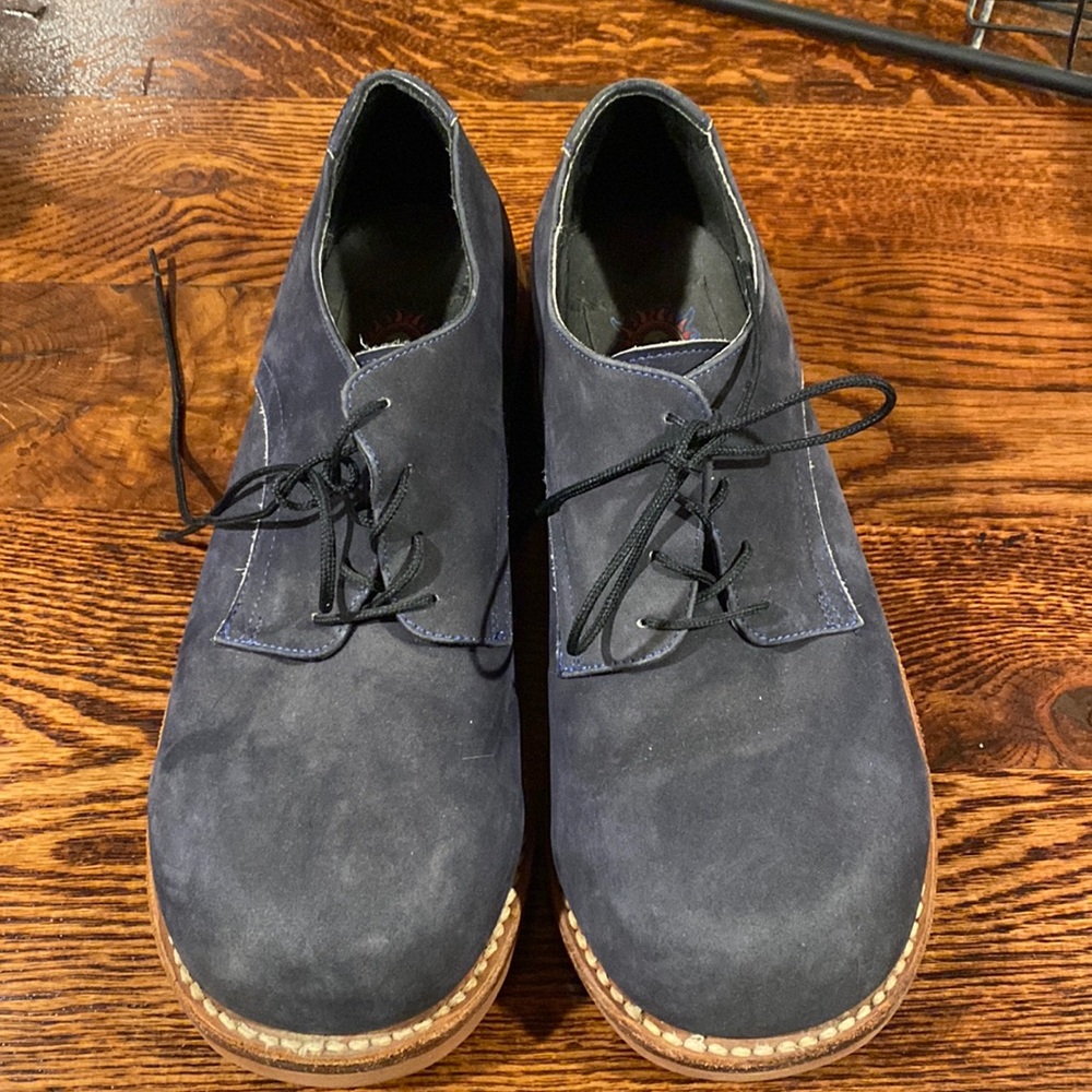 Beautiful navy suede Muzo shoes